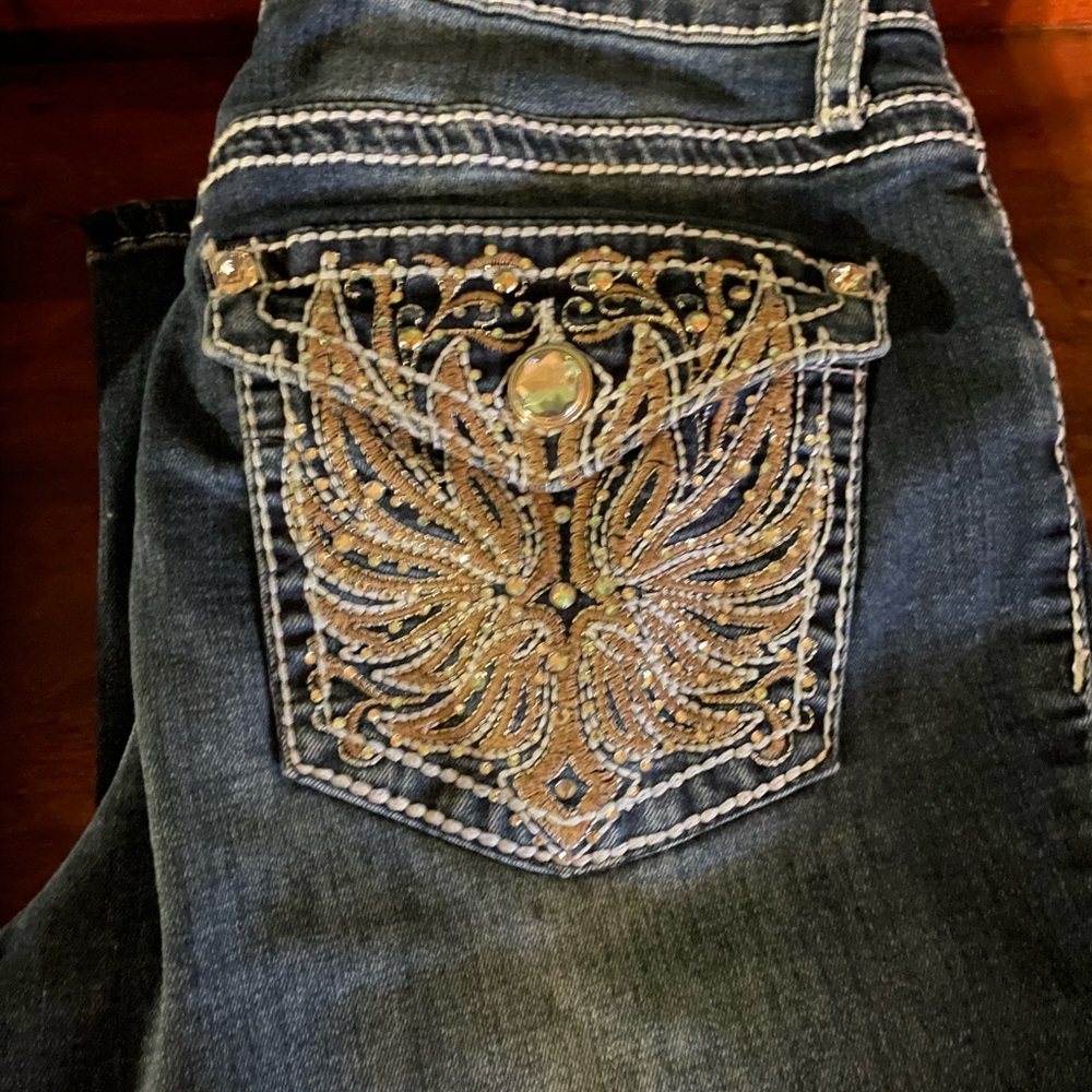 Name brand capris - Picture 11 of 11